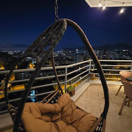 Cityscape 2 , Kavaja St, 11 Floor Apartmán
