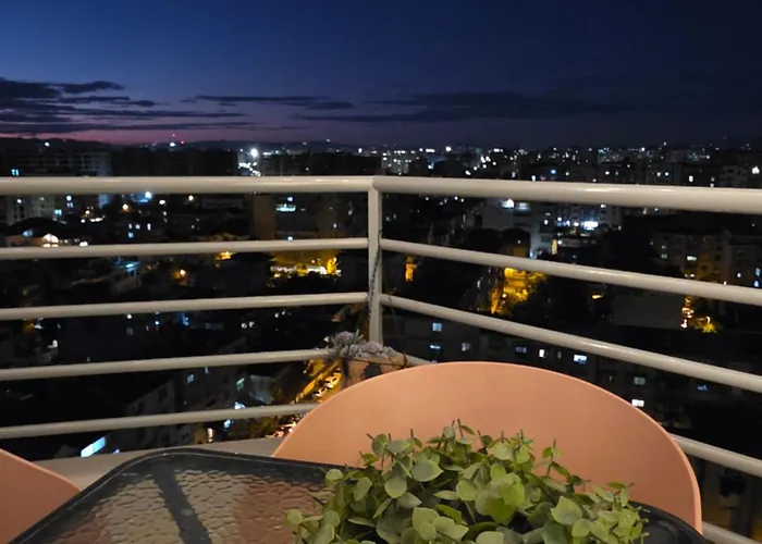 Cityscape 2 , Kavaja St, 11 Floor 公寓 地拉那